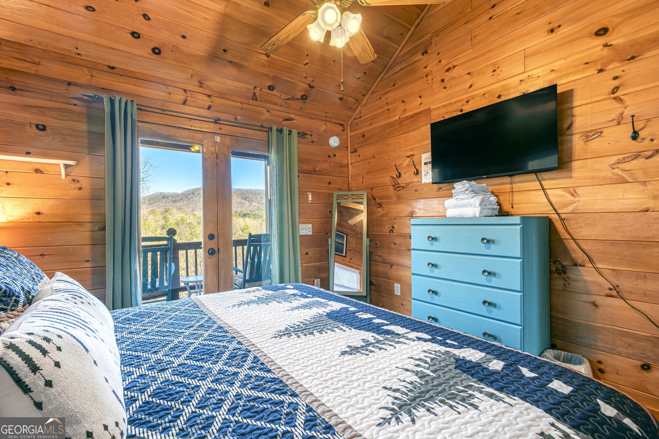 1023 Knollwood Road Mineral Bluff GA 30559