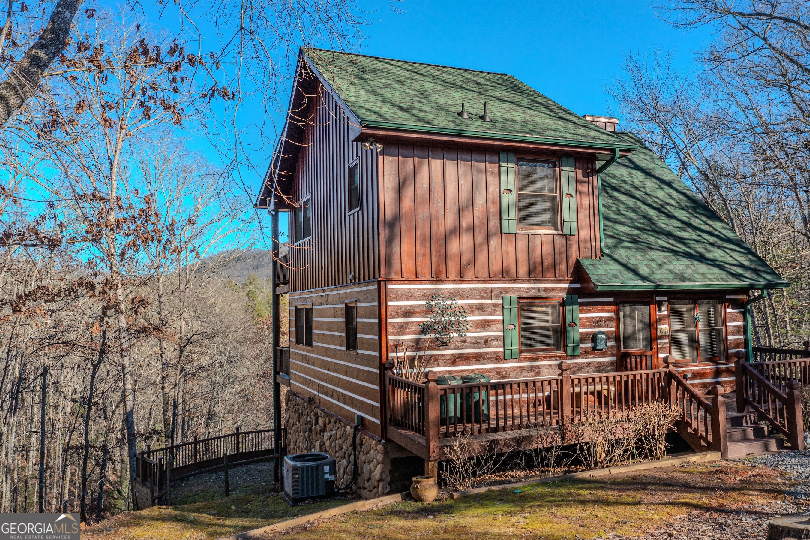 1023 Knollwood Road Mineral Bluff GA 30559