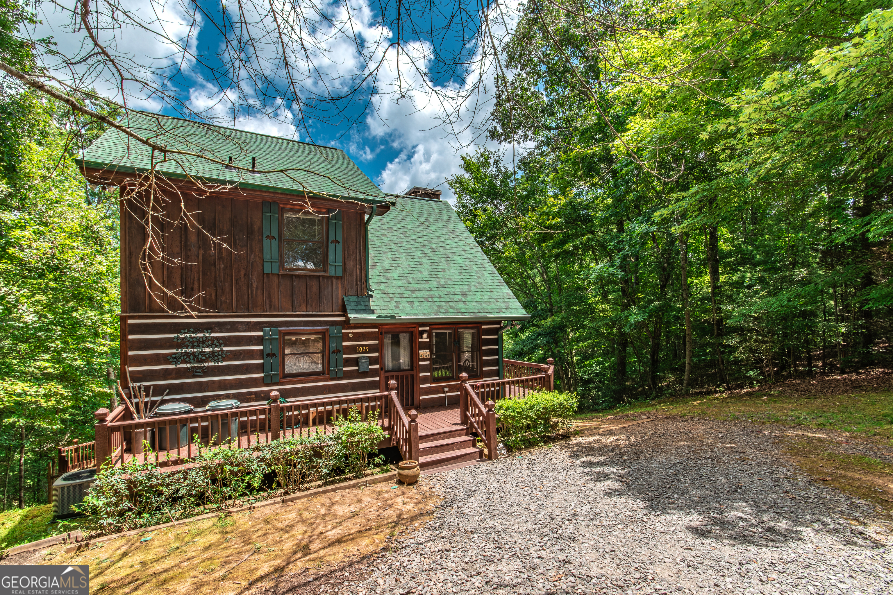 1023 Knollwood Road Mineral Bluff GA 30559