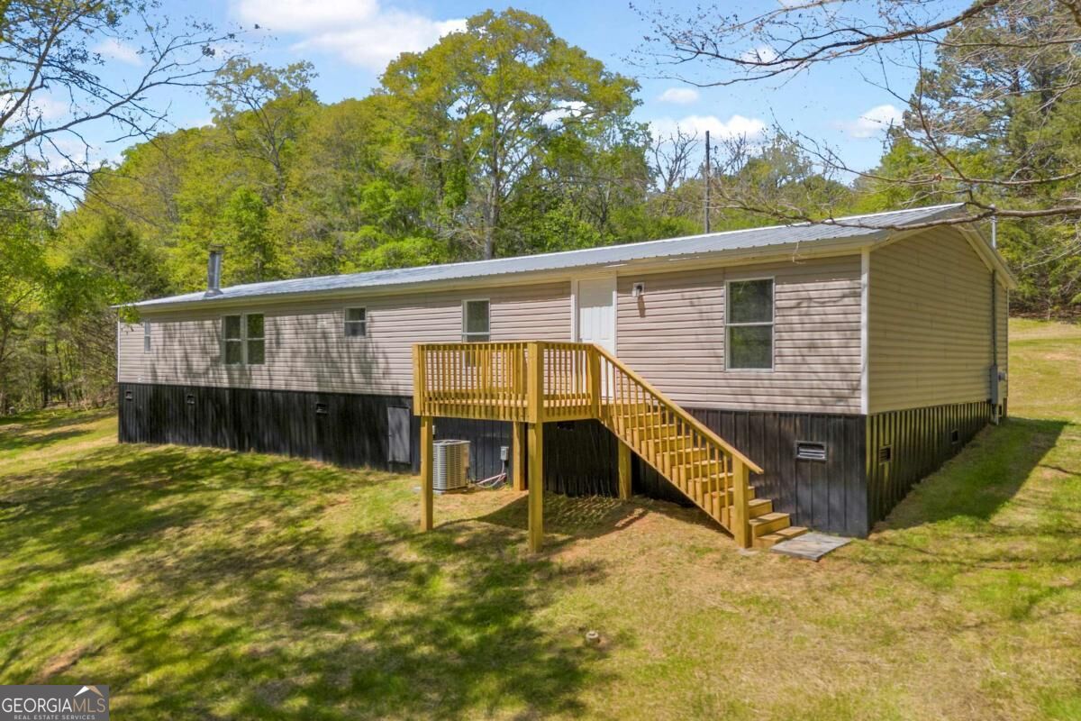 1715 Faye Carey Road Danielsville GA 30633