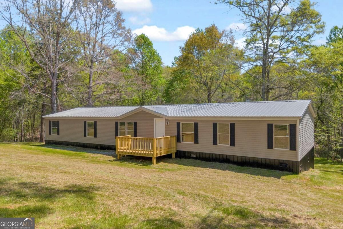1715 Faye Carey Road Danielsville GA 30633