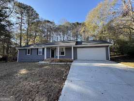 65 Fair Oaks Drive SE Conyers GA 30094