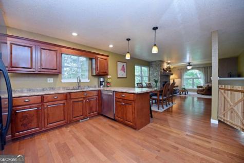 1512 Smithfield Lane Young Harris GA 30582