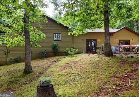 1512 Smithfield Lane Young Harris GA 30582