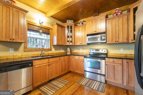 576 Stanley Nix Road Cleveland GA 30528