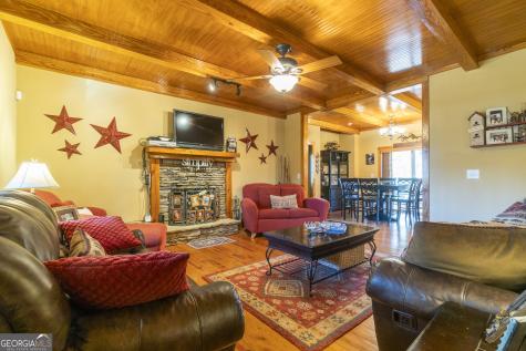 576 Stanley Nix Road Cleveland GA 30528
