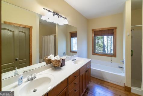 576 Stanley Nix Road Cleveland GA 30528