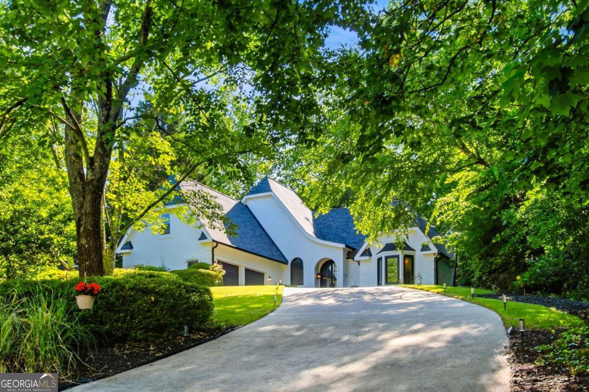 39 Plantation Drive NE Atlanta GA 30324