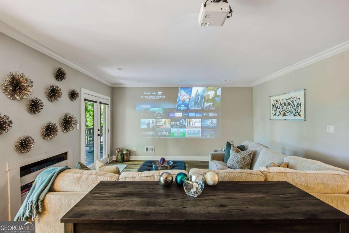 39 Plantation Drive NE Atlanta GA 30324