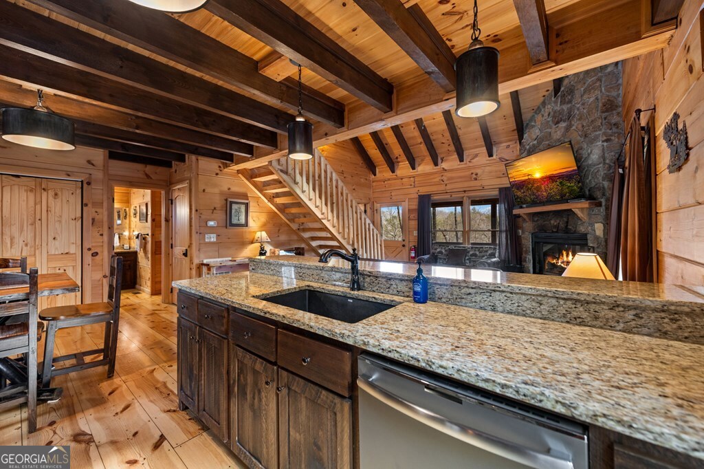275 N Moreland Drive Cherry Log GA 30522