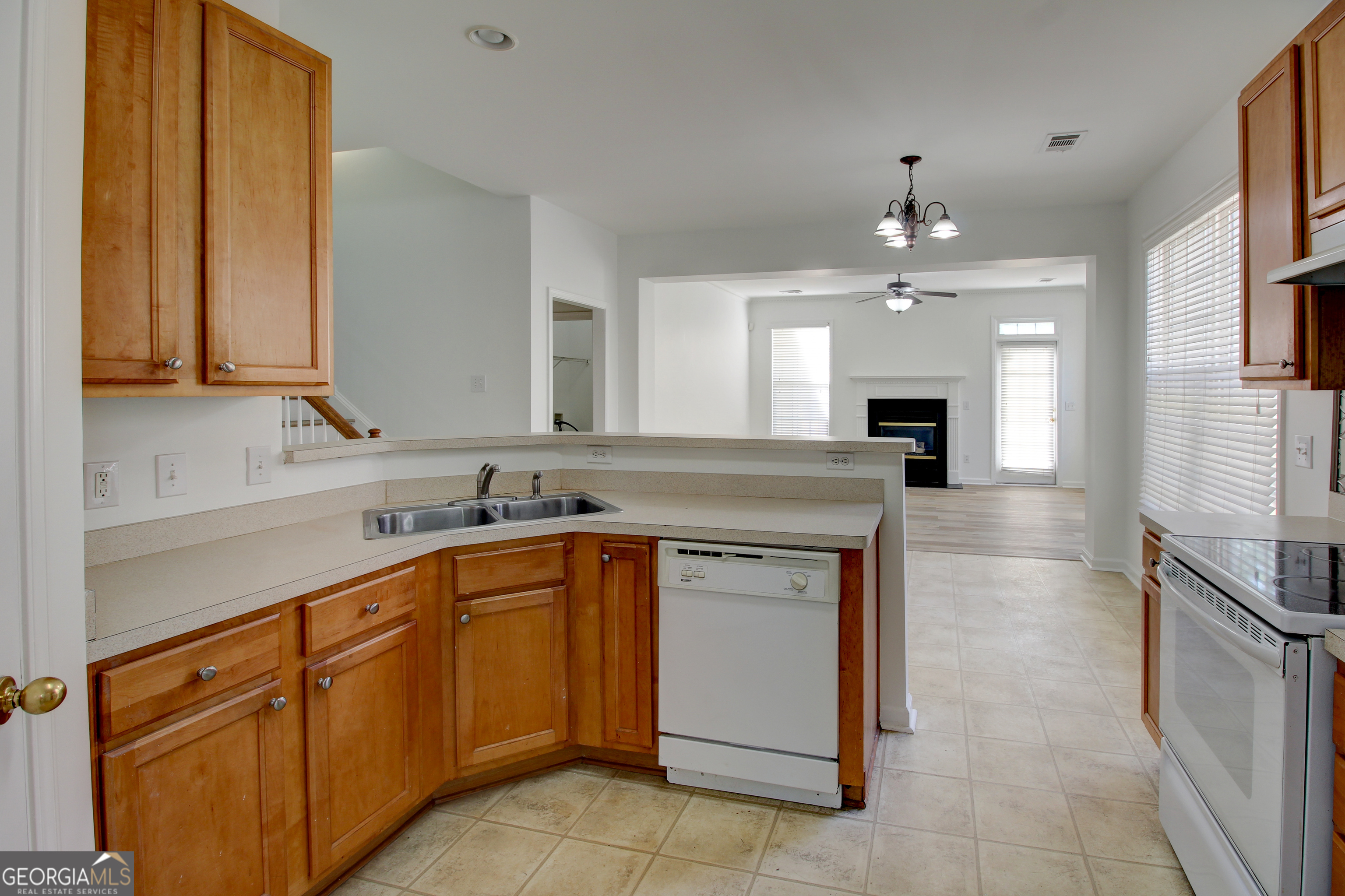 5847 Landers Loop Fairburn GA 30213