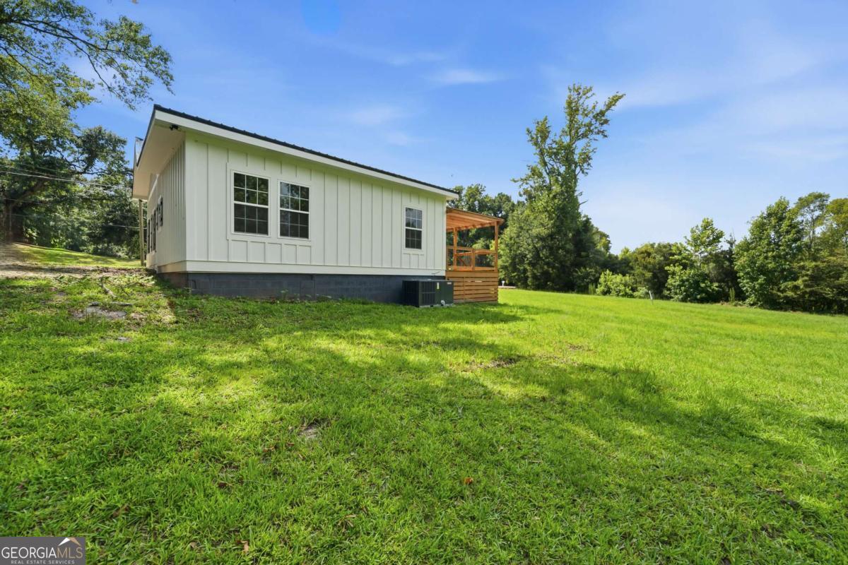 203 Main Street SE Toomsboro GA 31090