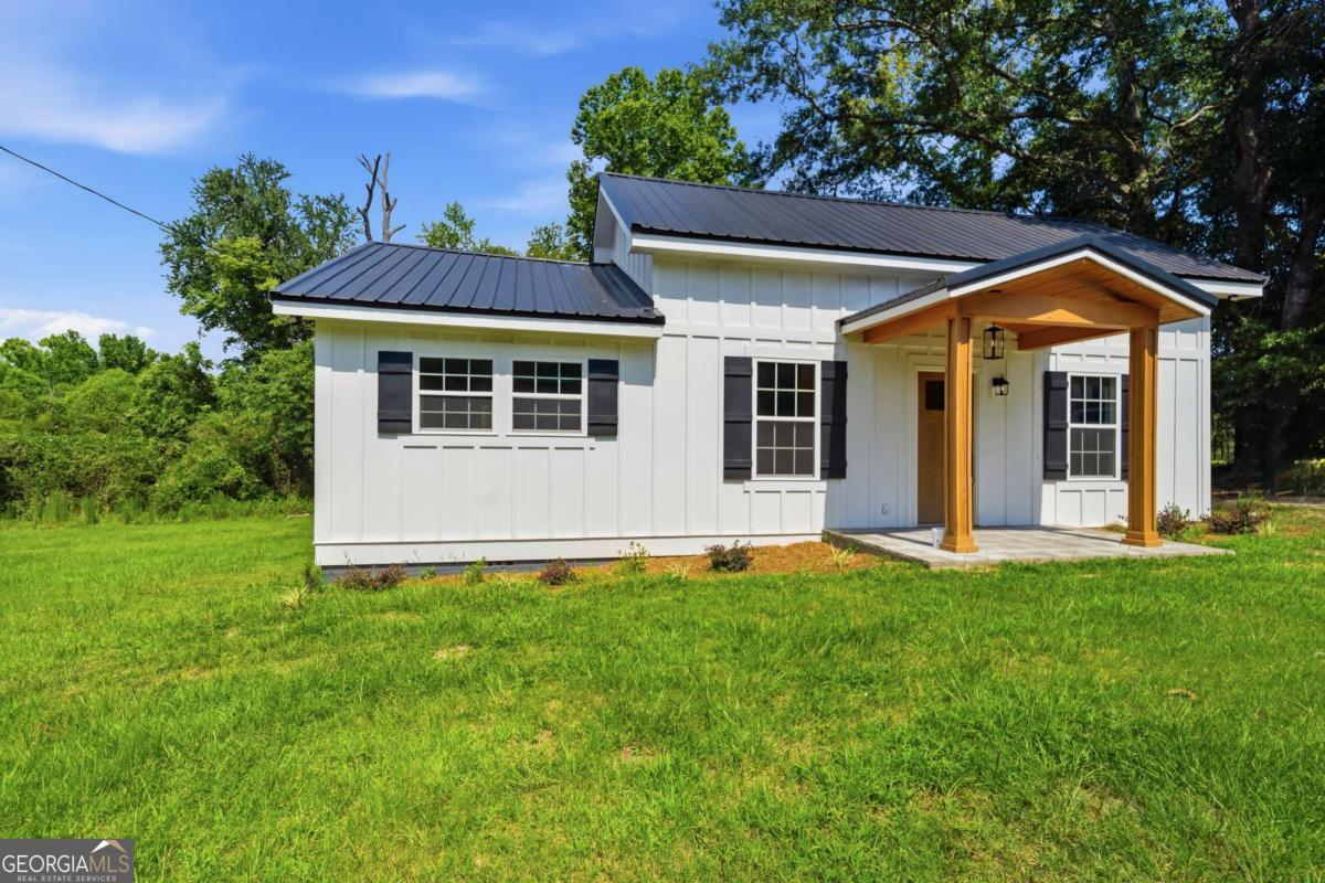 203 Main Street SE Toomsboro GA 31090