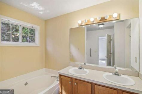 88 Arbor Hills Trail Talking Rock GA 30175