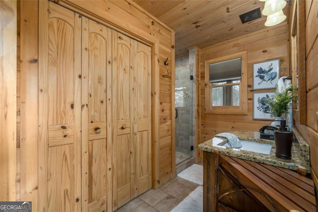 411 Ridge Trail Blue Ridge GA 30513