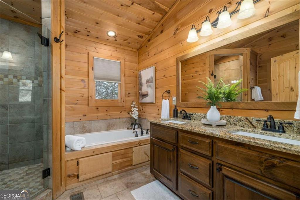 411 Ridge Trail Blue Ridge GA 30513