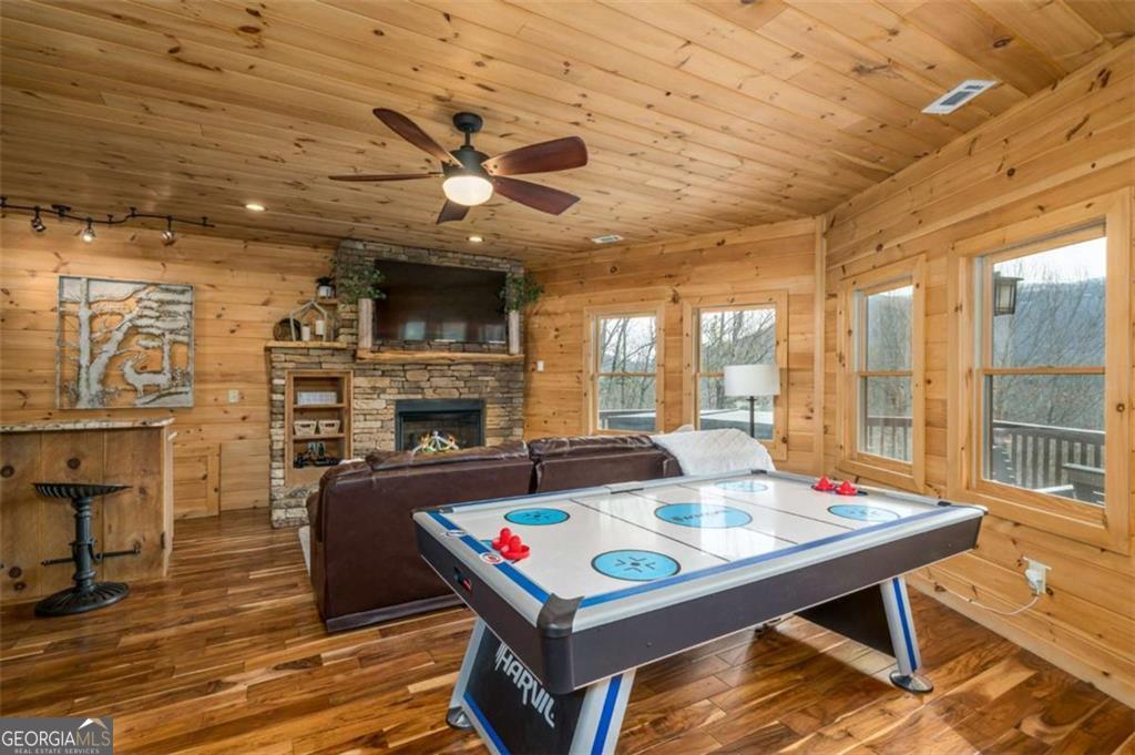 411 Ridge Trail Blue Ridge GA 30513