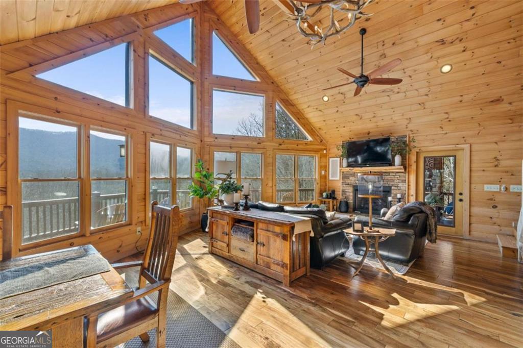 411 Ridge Trail Blue Ridge GA 30513