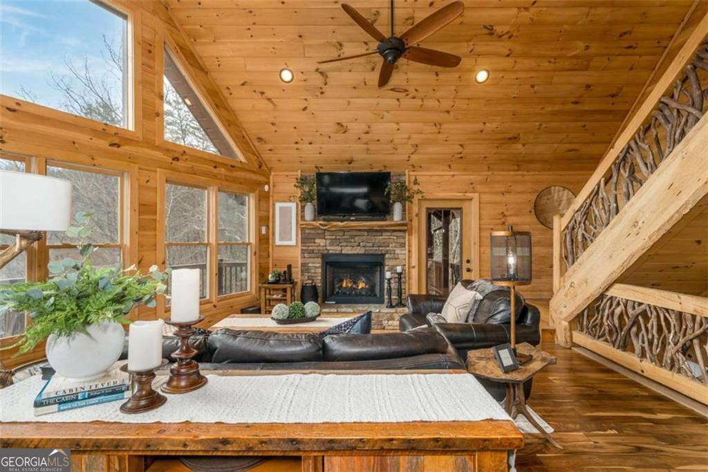 411 Ridge Trail Blue Ridge GA 30513