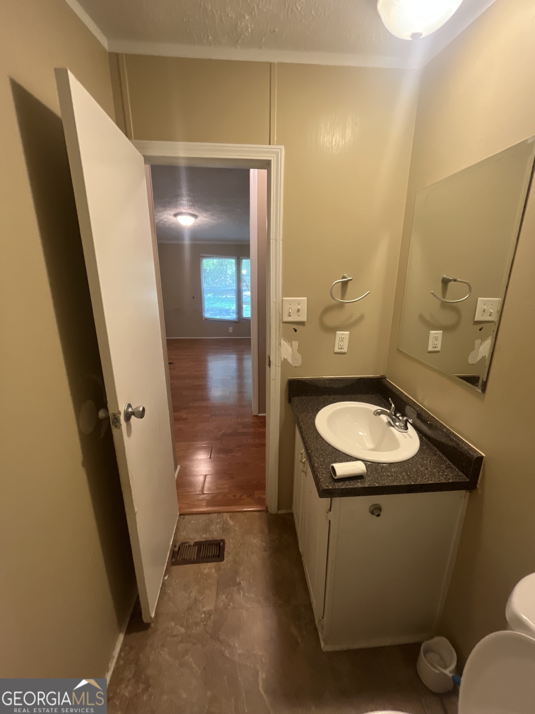627 Sanders Road Hull GA 30646
