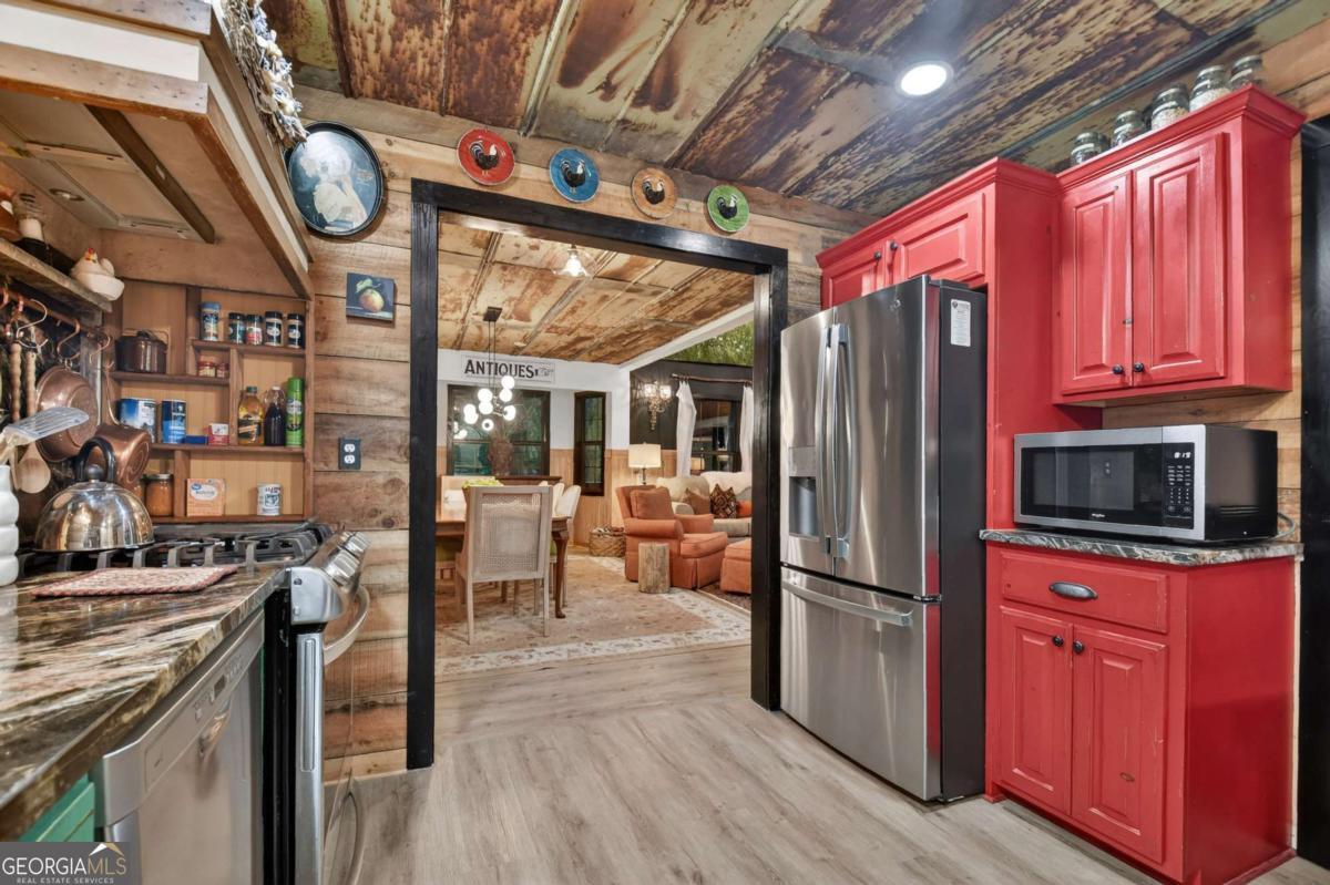329 Robinson Thomas Road Morganton GA 30560