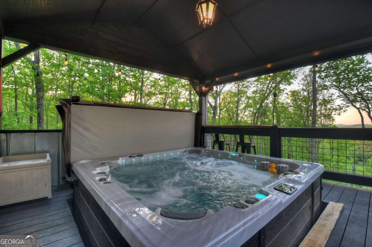 329 Robinson Thomas Road Morganton GA 30560