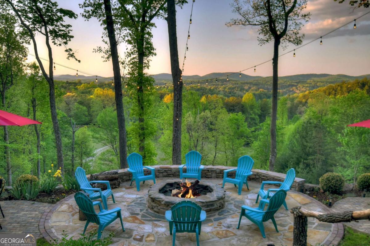 329 Robinson Thomas Road Morganton GA 30560