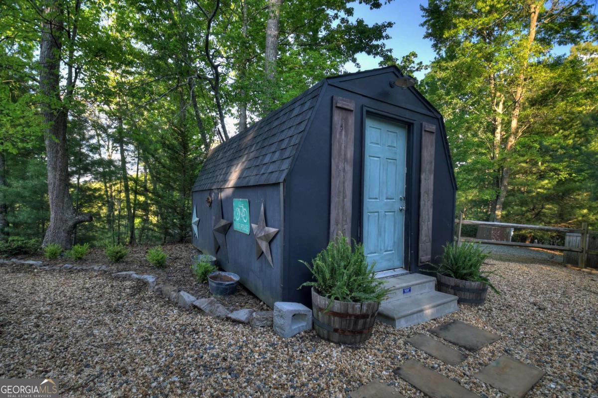 329 Robinson Thomas Road Morganton GA 30560
