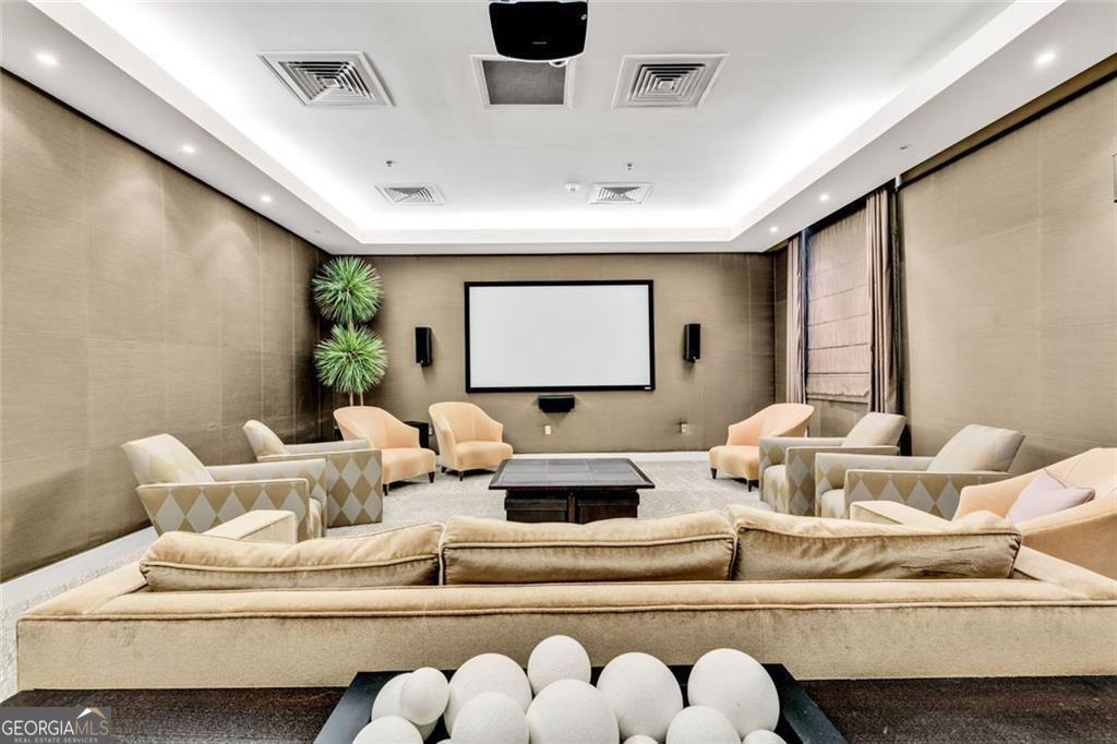 2881 Peachtree Road NE Atlanta GA 30305