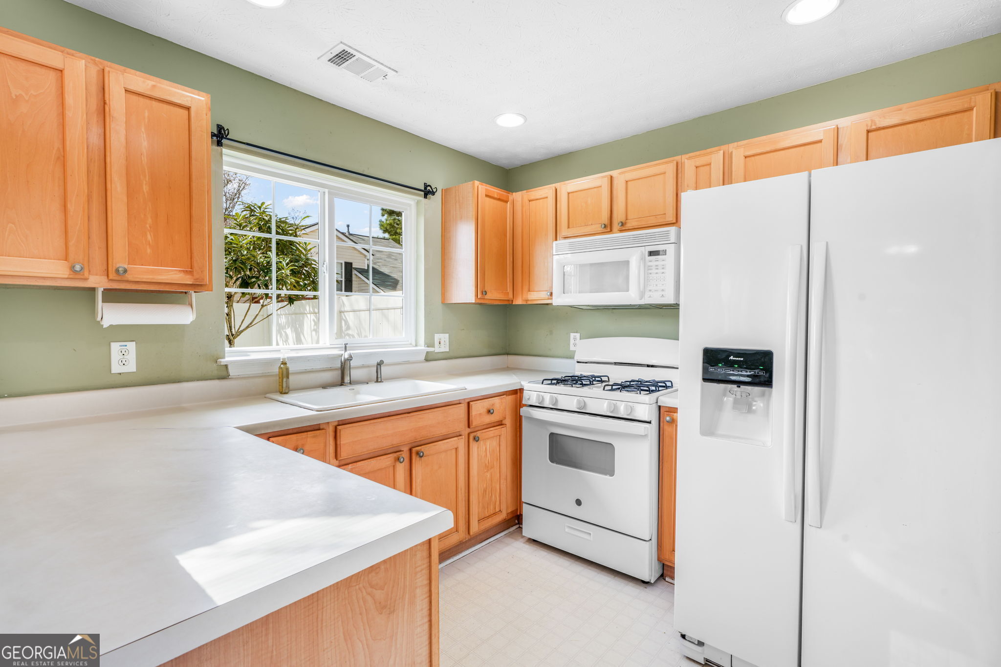 562 Windcroft Circle NW Acworth GA 30101