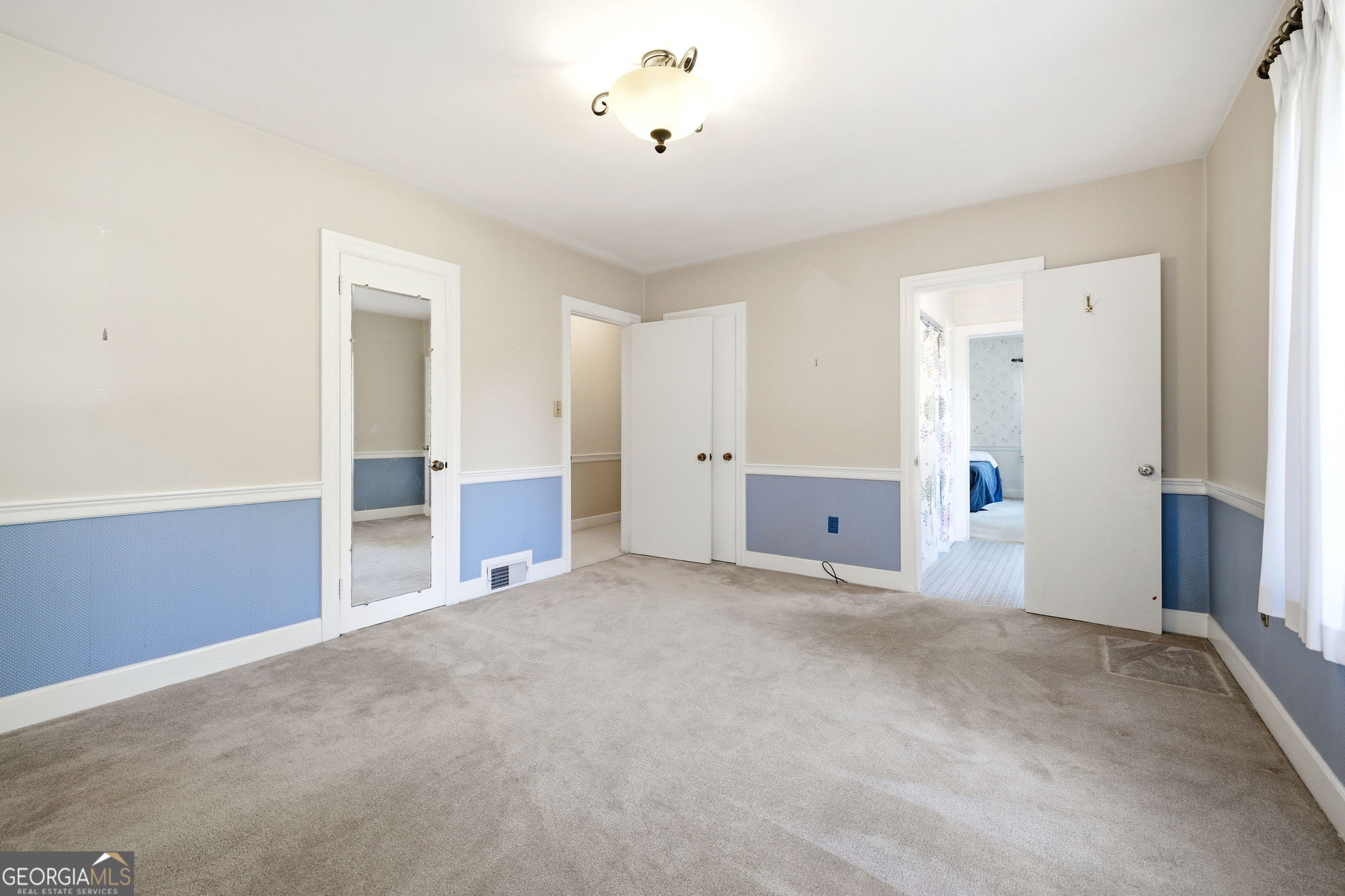 1154 Glenwood Drive Gainesville GA 30501