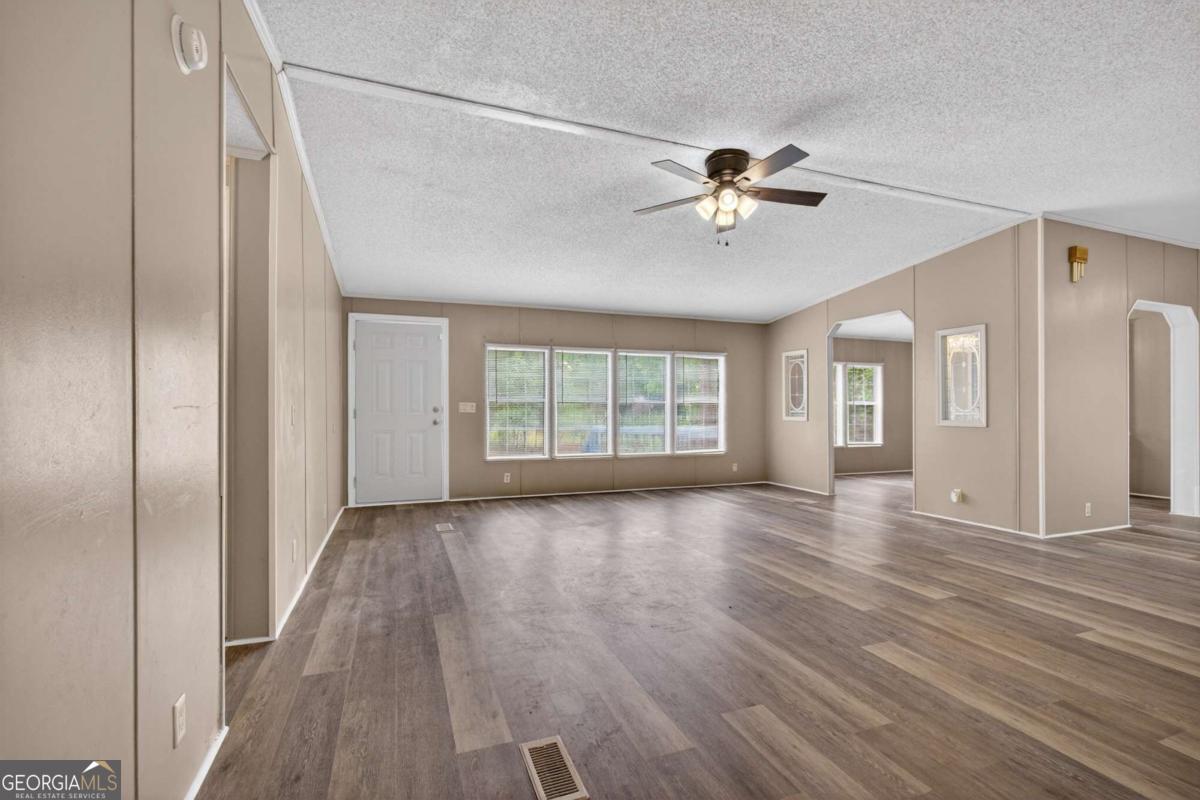 102 Palmer Road NE Ludowici GA 31316