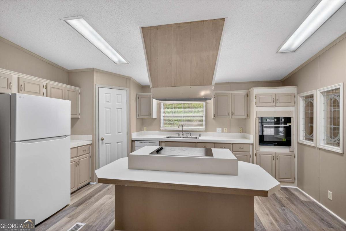 102 Palmer Road NE Ludowici GA 31316