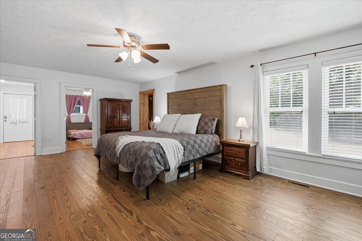 221 Gray Highway Gordon GA 31031