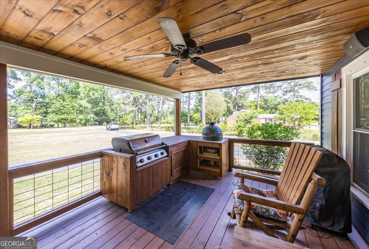 221 Gray Highway Gordon GA 31031