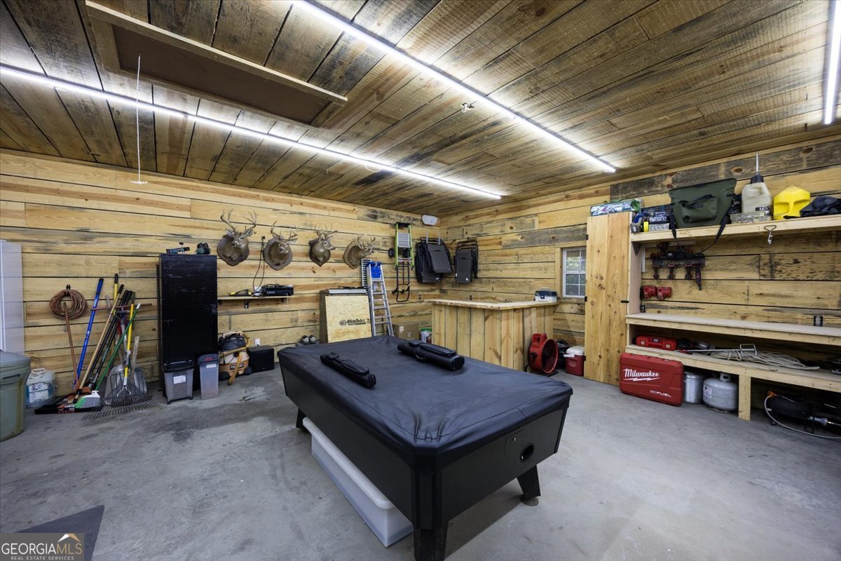 221 Gray Highway Gordon GA 31031