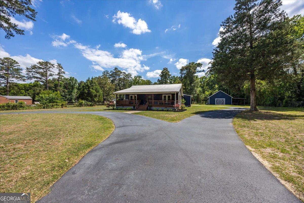221 Gray Highway Gordon GA 31031