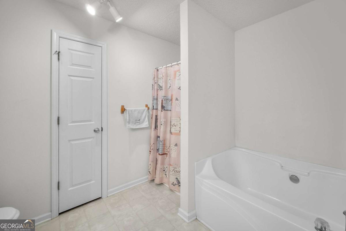 6120 Capitol Knoll Fairburn GA 30213