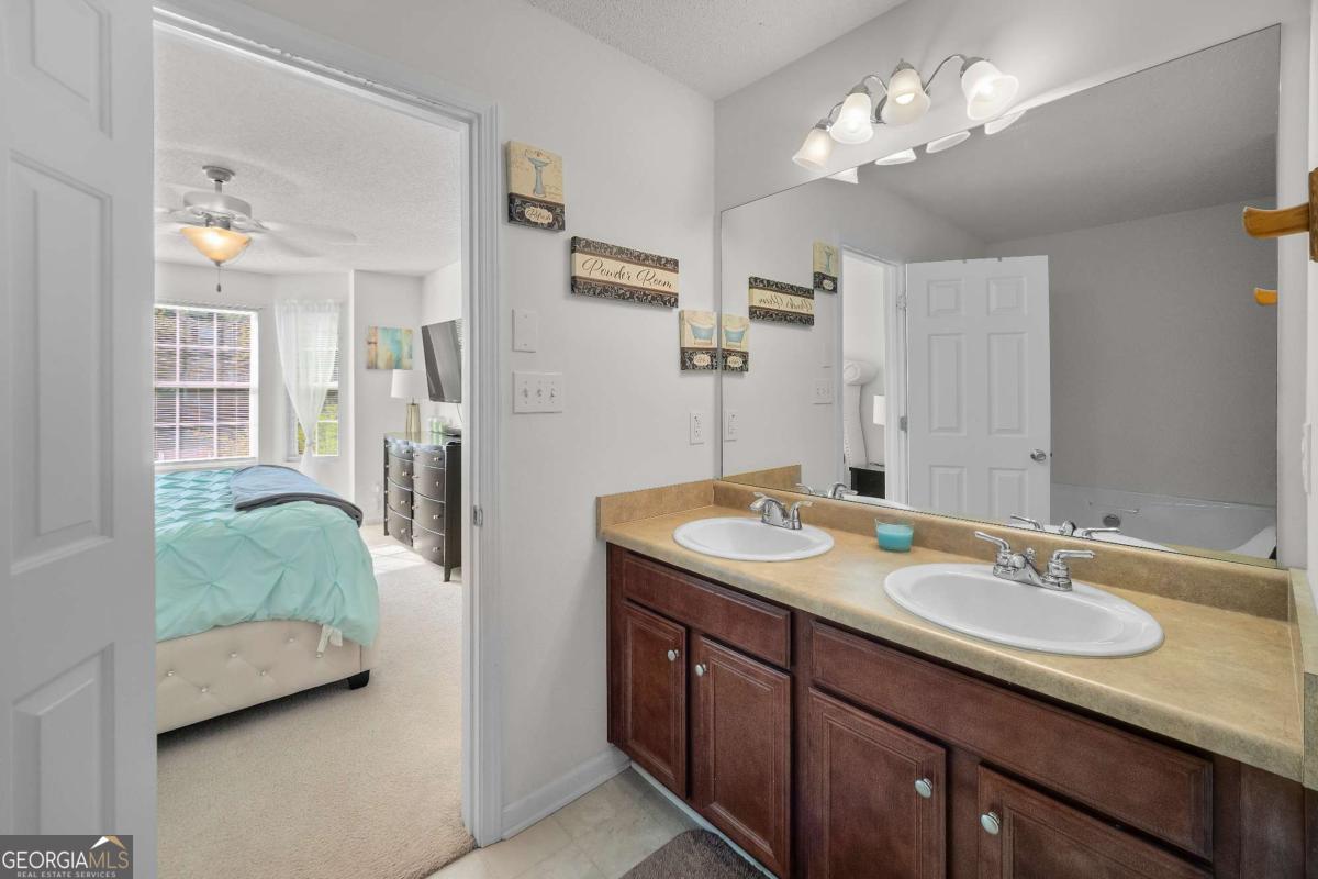 6120 Capitol Knoll Fairburn GA 30213