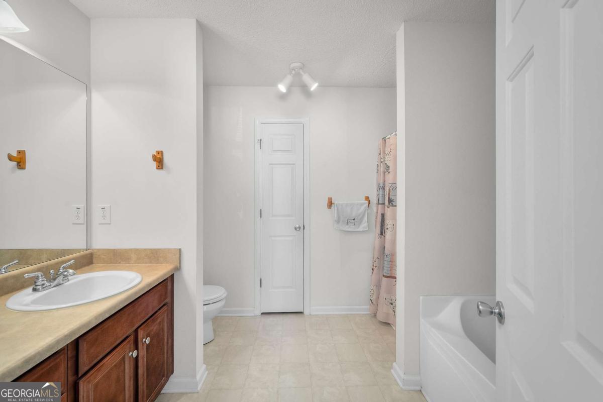 6120 Capitol Knoll Fairburn GA 30213