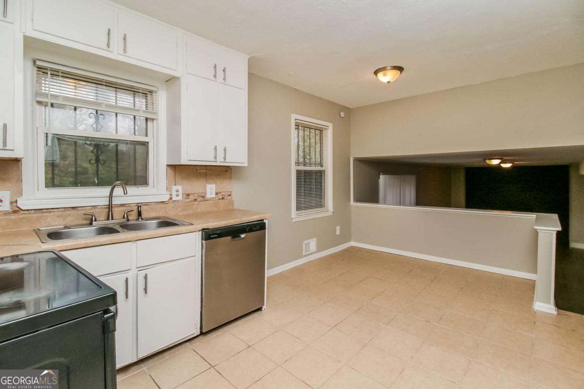 4033 Emerald North Circle Decatur GA 30035