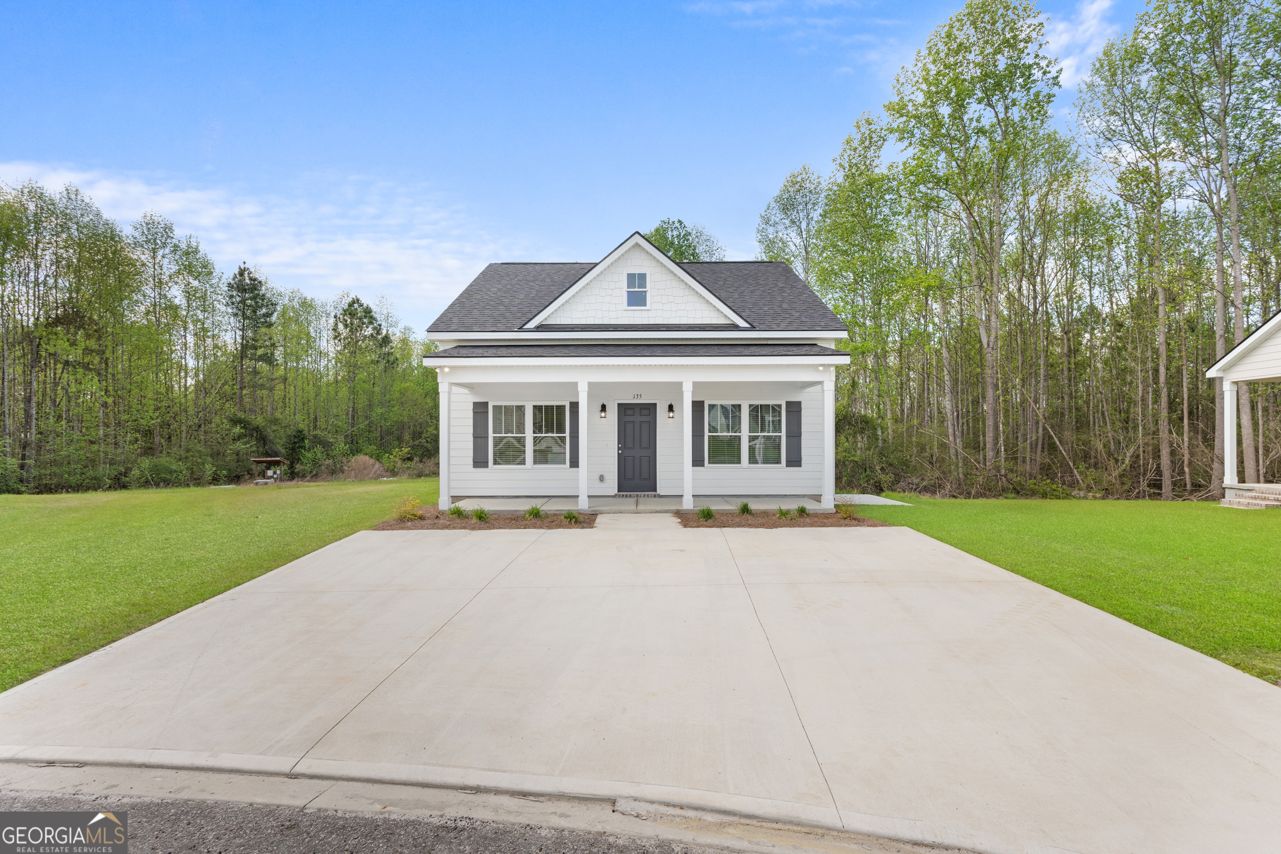135 Avalon Trace Statesboro GA 30458