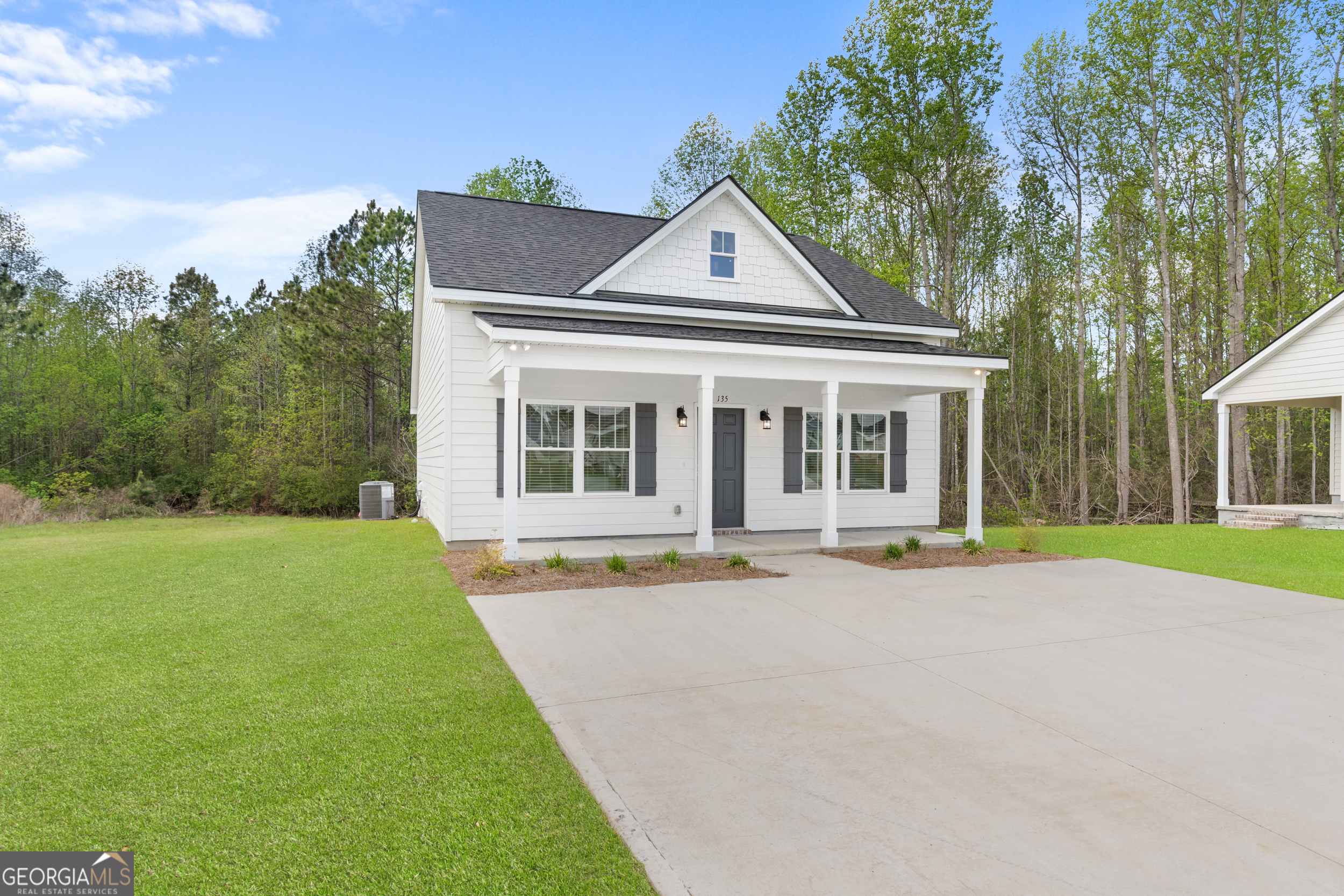 135 Avalon Trace Statesboro GA 30458