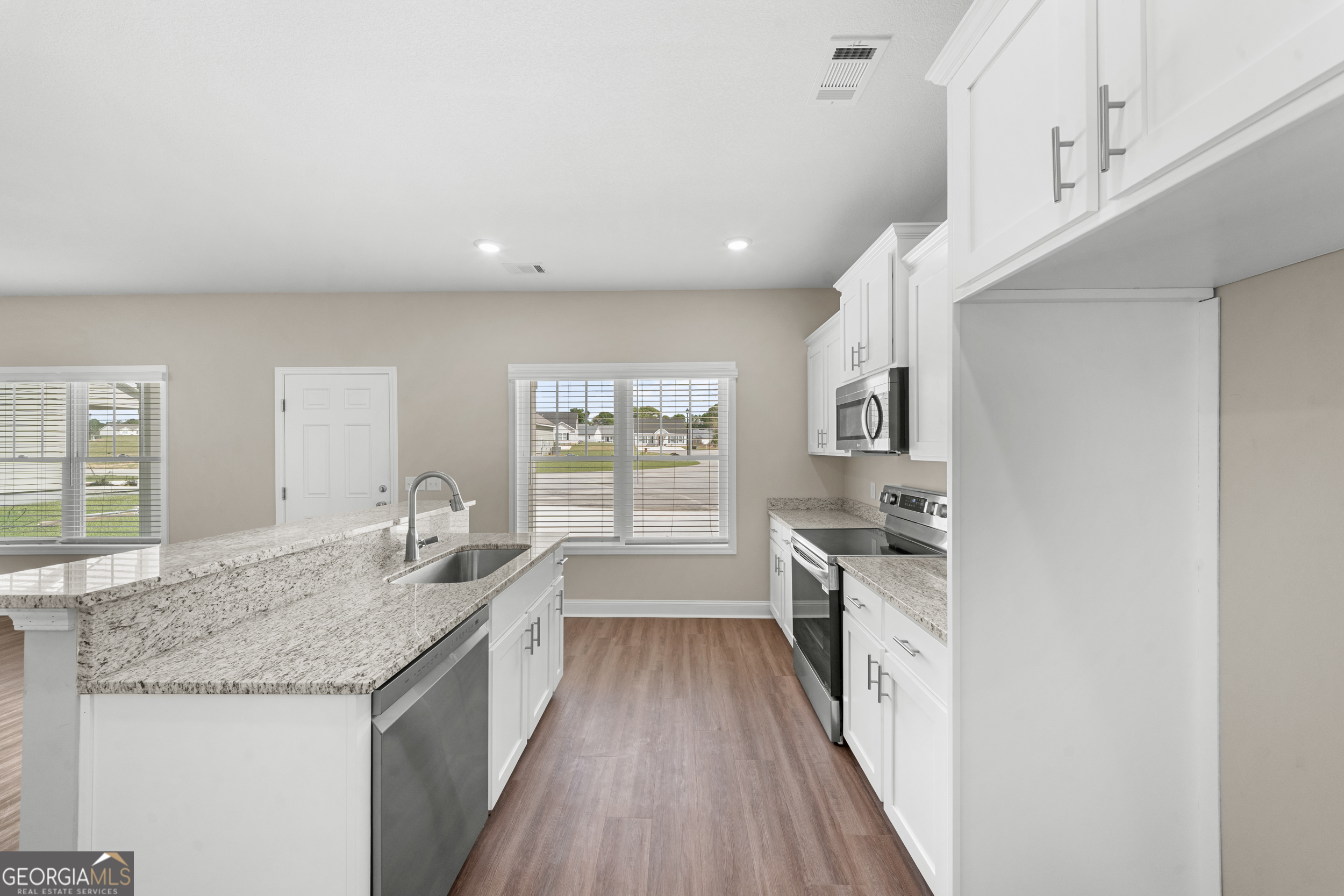 135 Avalon Trace Statesboro GA 30458