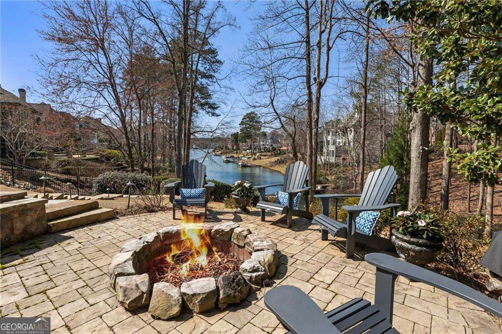 1115 Lake Shore Overlook Alpharetta GA 30005