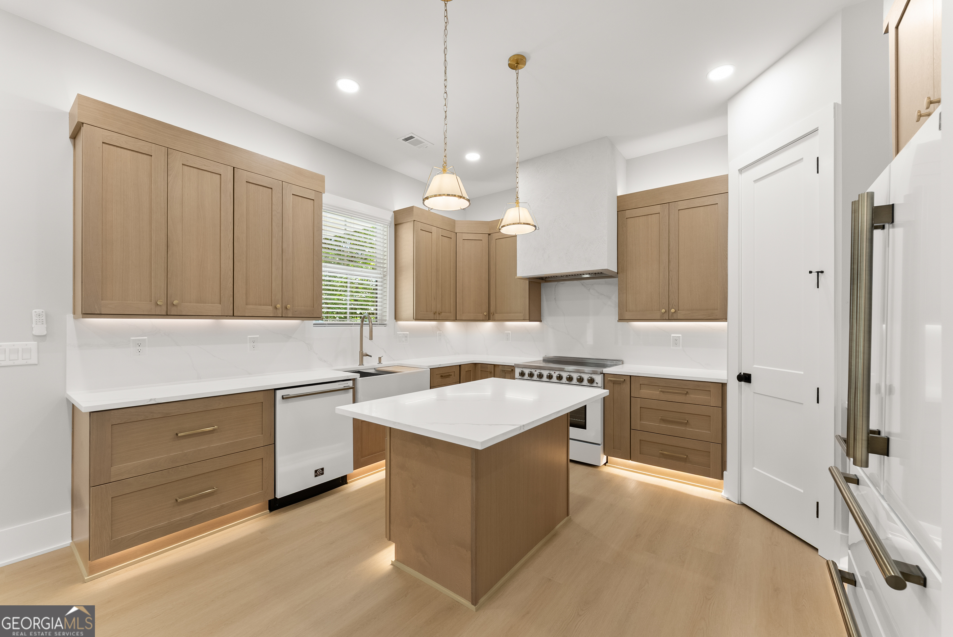5019 Nichols Drive Flowery Branch GA 30542
