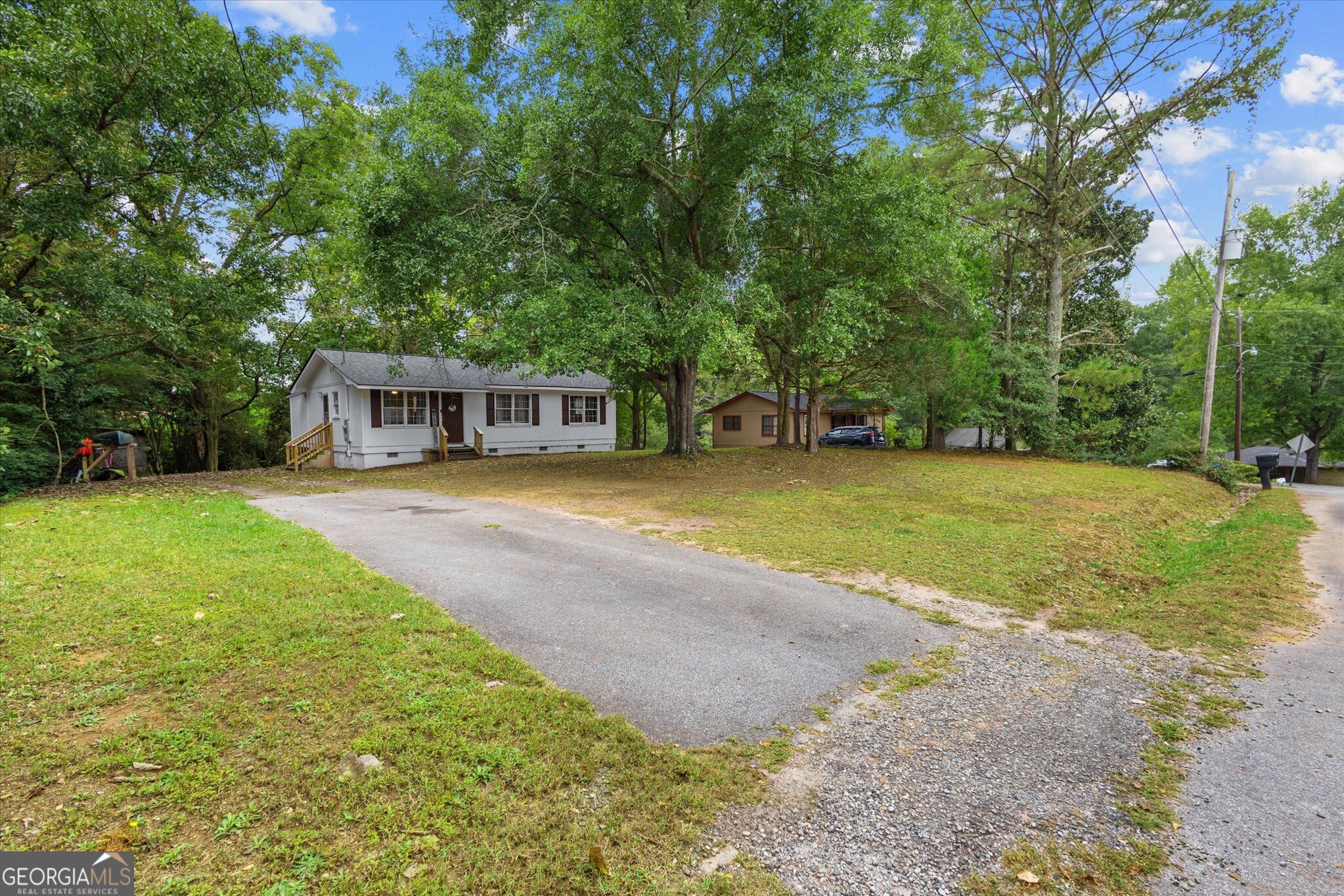 11 Dew Place Forsyth GA 31029