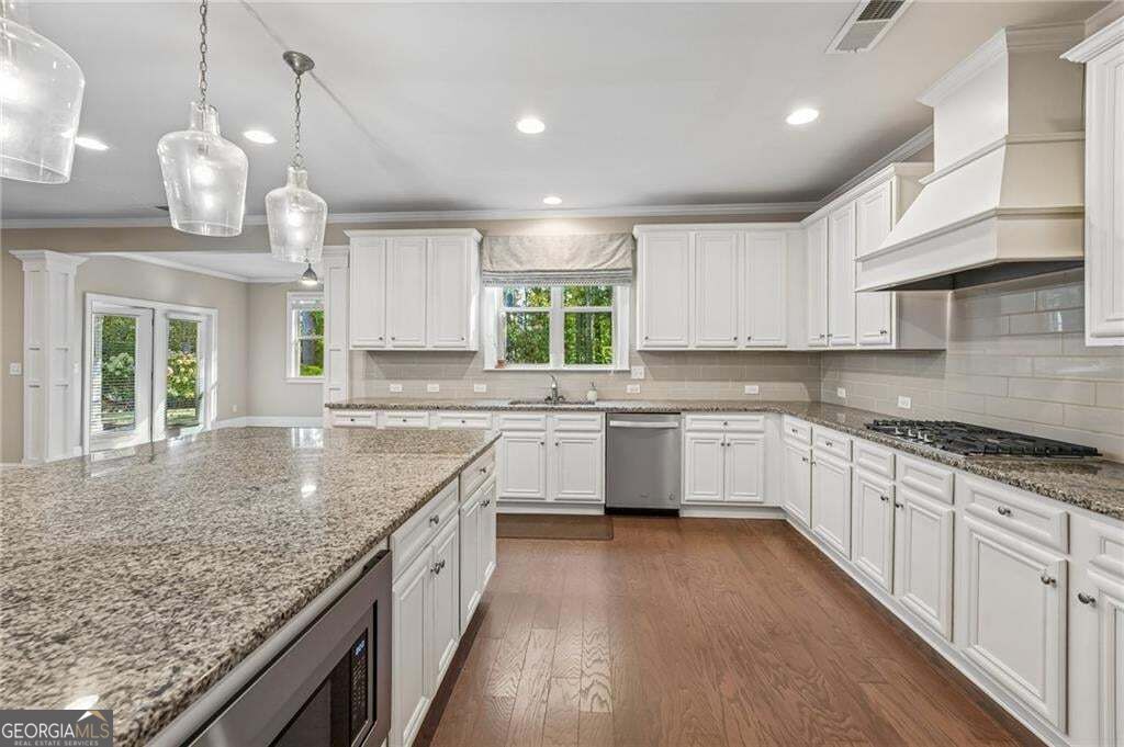 3795 Gardenside Court Alpharetta GA 30004