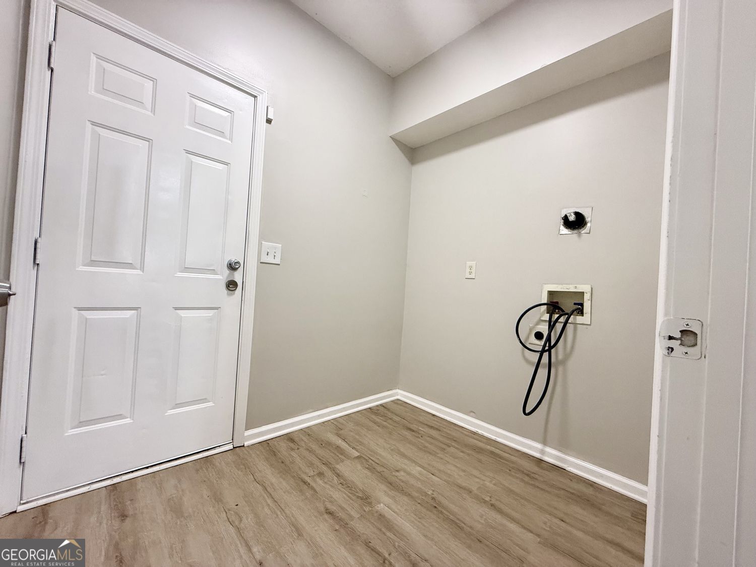 2154 Olmadison View Atlanta GA 30349