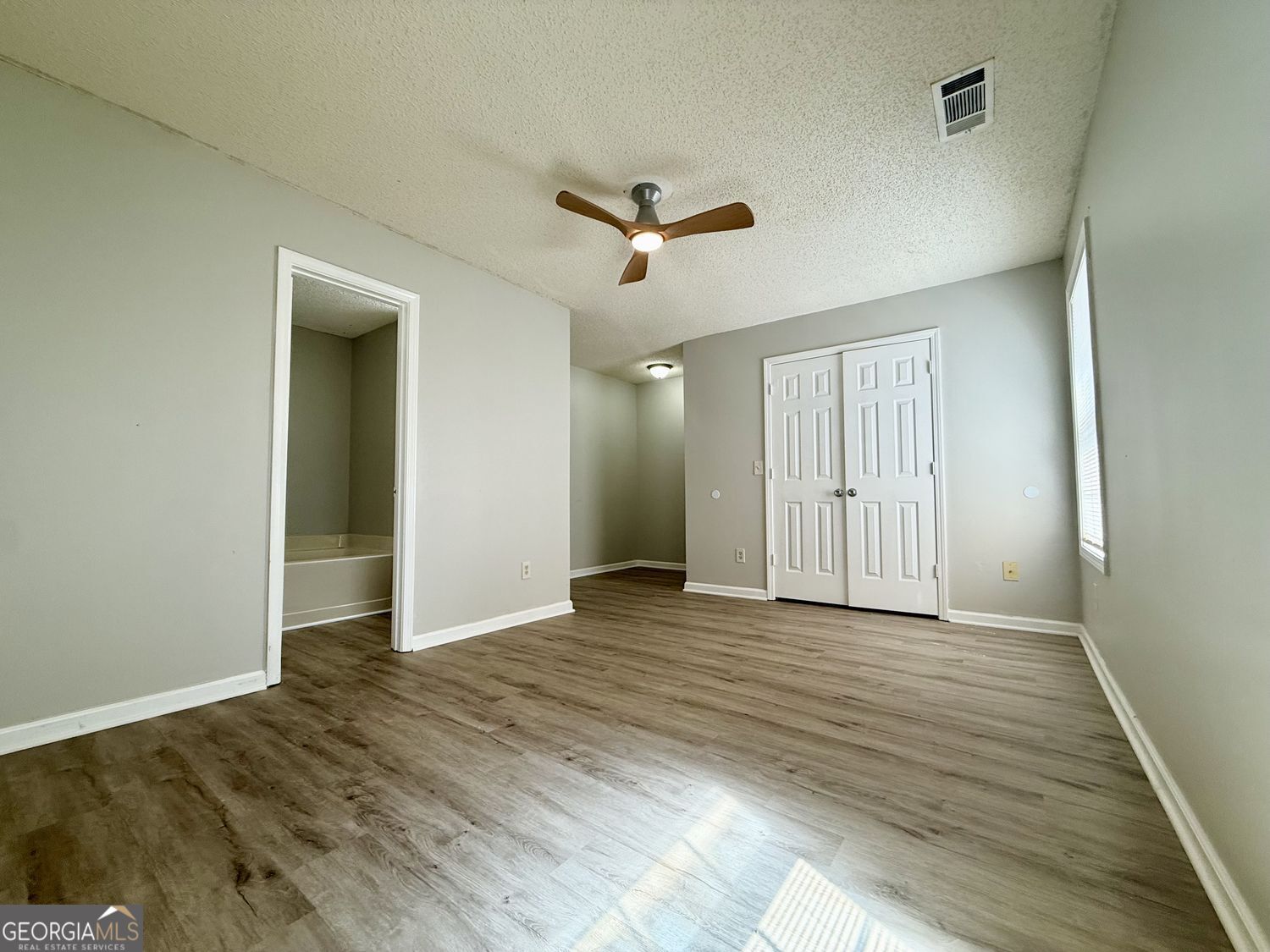 2154 Olmadison View Atlanta GA 30349